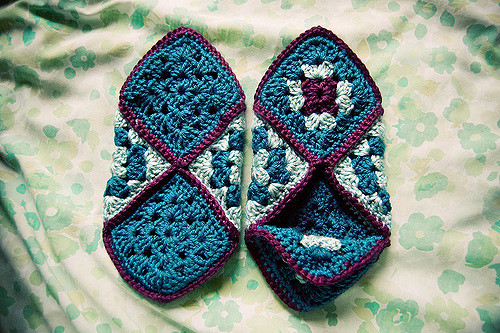 crochet-granny-square-slippers1